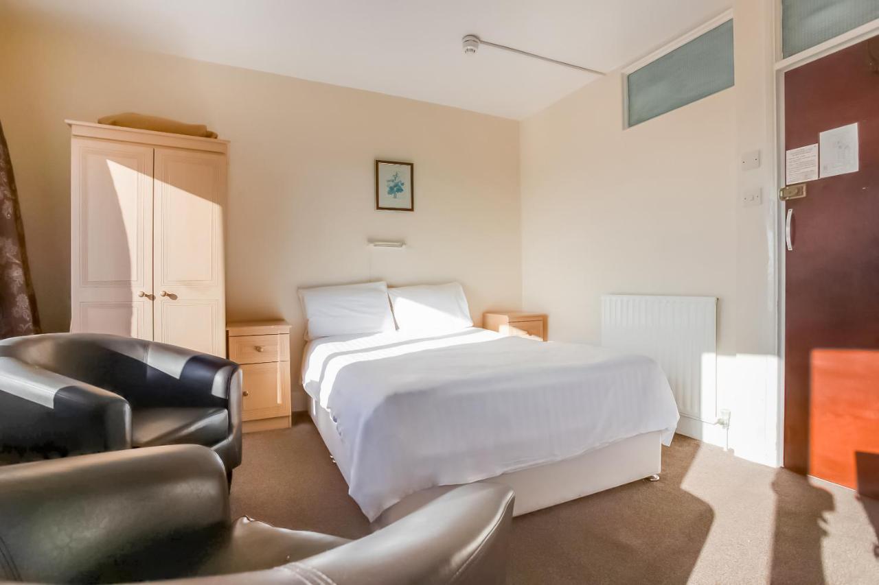 Oyo Grosvenor House Hotel Skegness Kültér fotó
