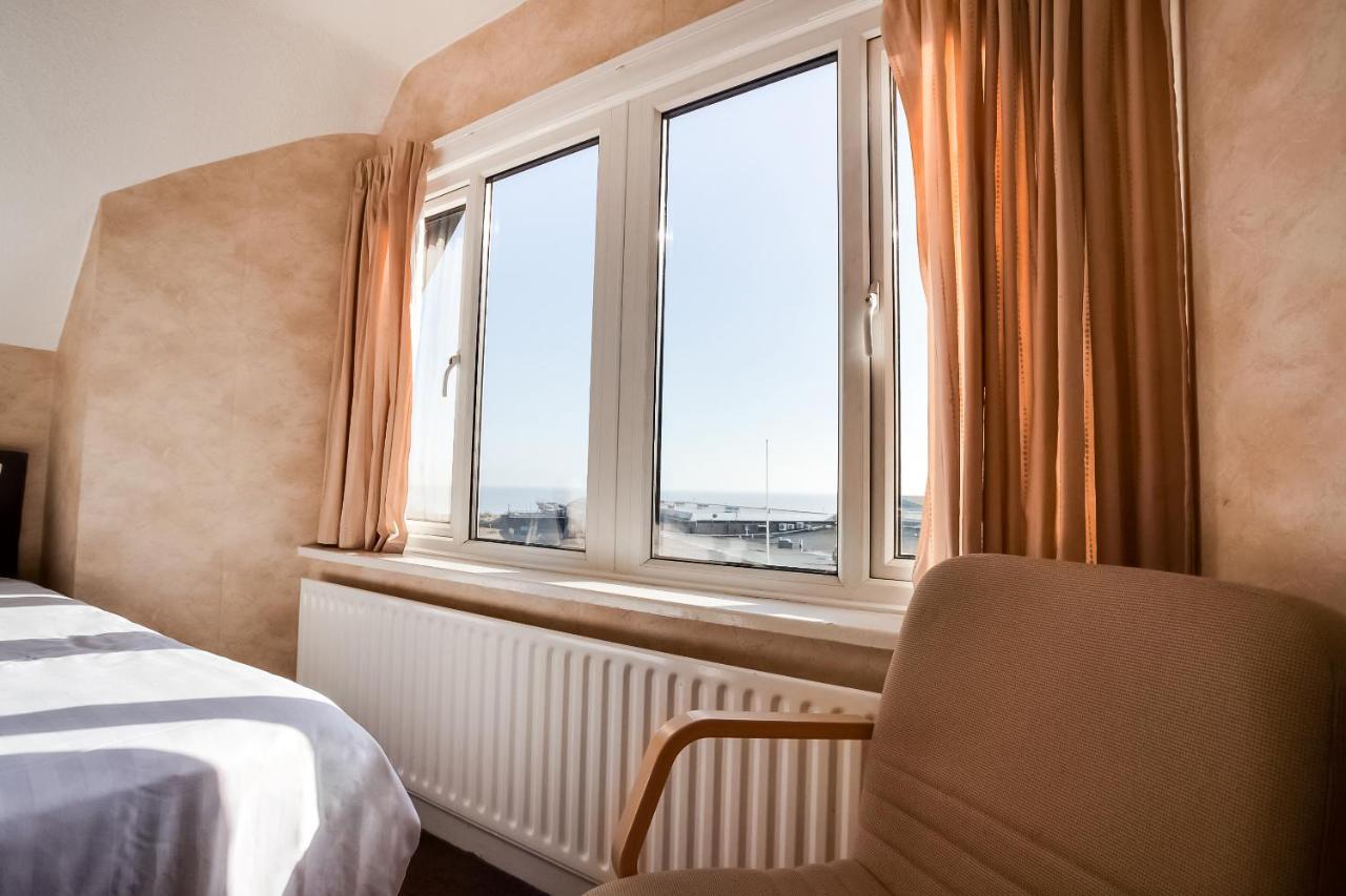 Oyo Grosvenor House Hotel Skegness Kültér fotó