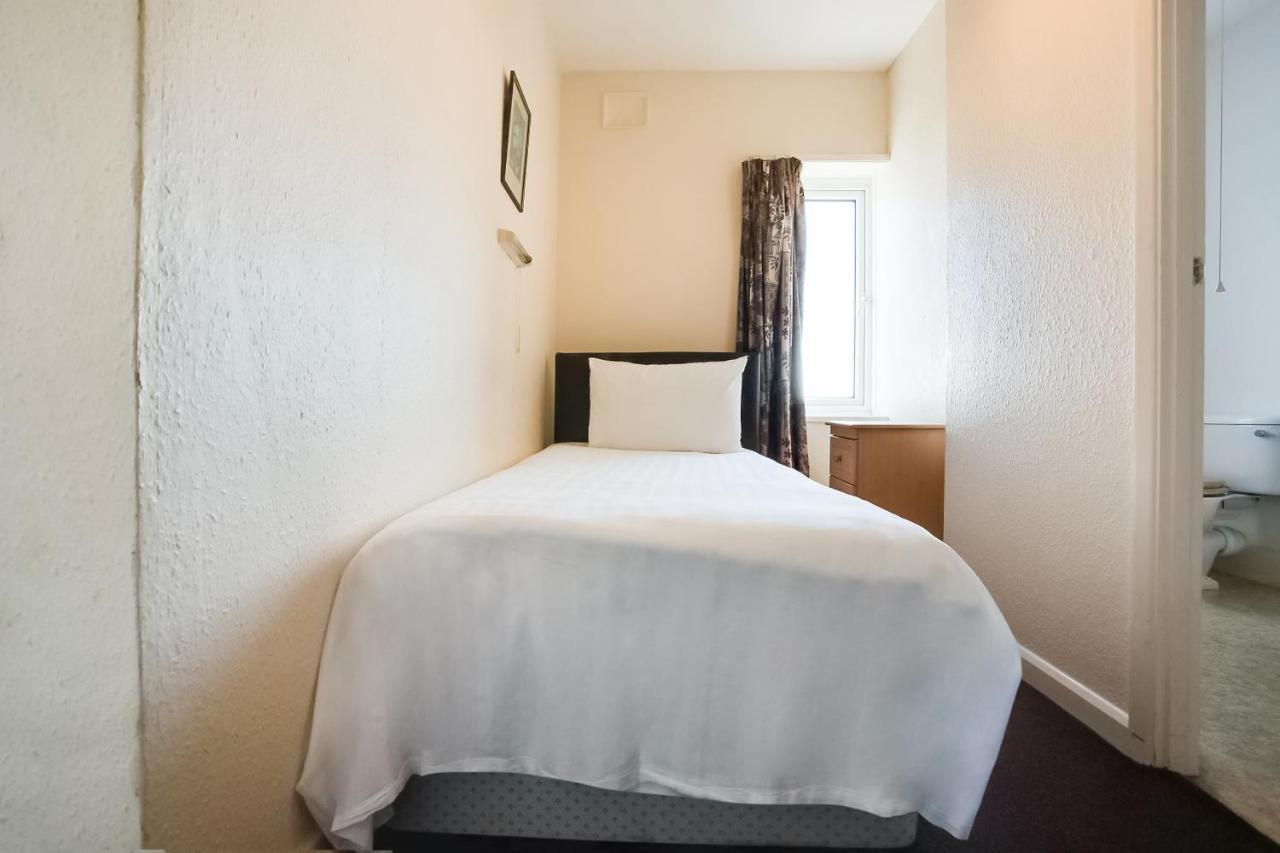 Oyo Grosvenor House Hotel Skegness Kültér fotó