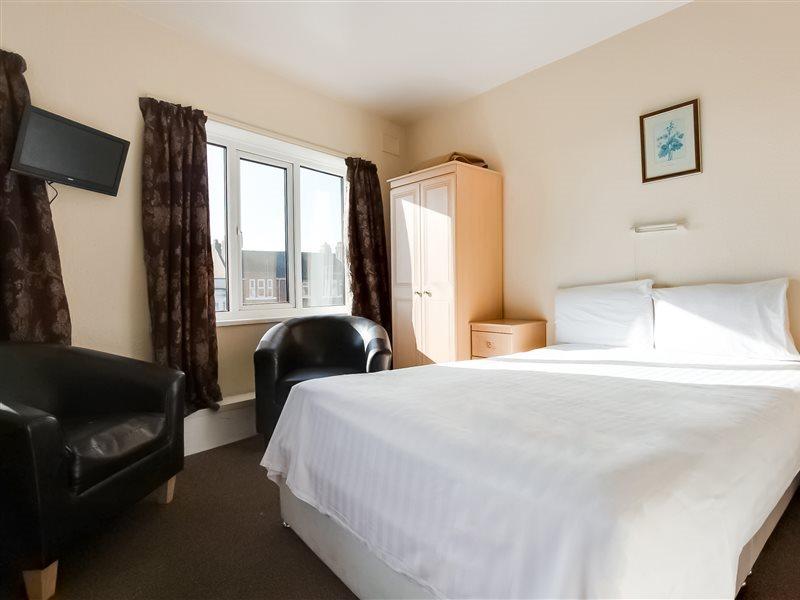 Oyo Grosvenor House Hotel Skegness Kültér fotó
