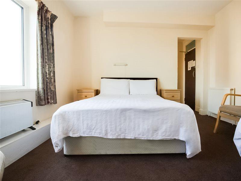 Oyo Grosvenor House Hotel Skegness Kültér fotó