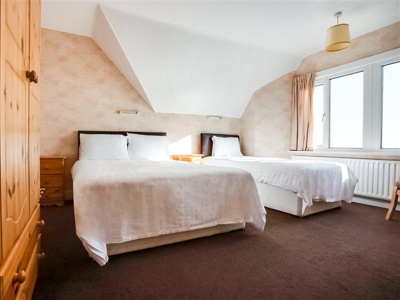 Oyo Grosvenor House Hotel Skegness Kültér fotó