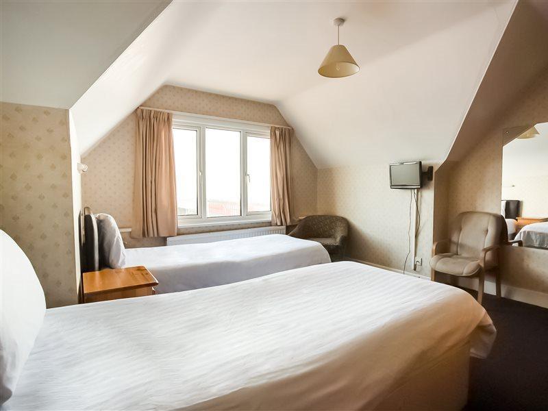 Oyo Grosvenor House Hotel Skegness Kültér fotó