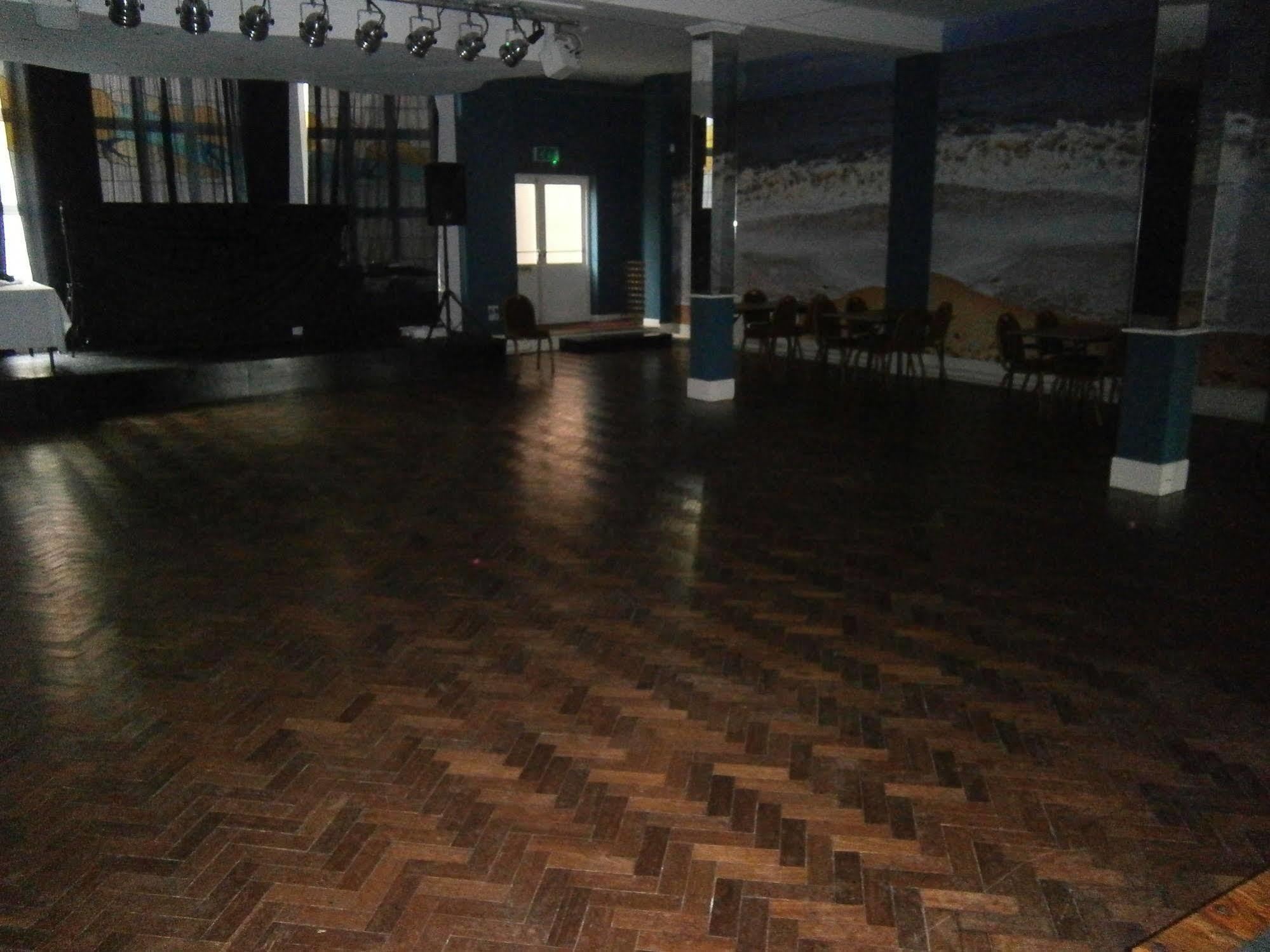 Oyo Grosvenor House Hotel Skegness Kültér fotó